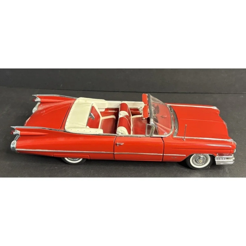 Danbury Mint 1959 Cadillac Series 62 Convertible Red Diecast 1/24 in Box